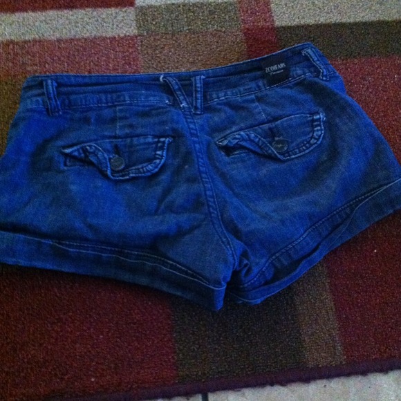 Shorts 🔥🔥 - Picture 2 of 3