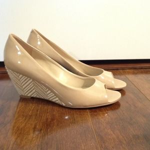 Authentic Bandolino Patent Leather Peep Toe Wedge