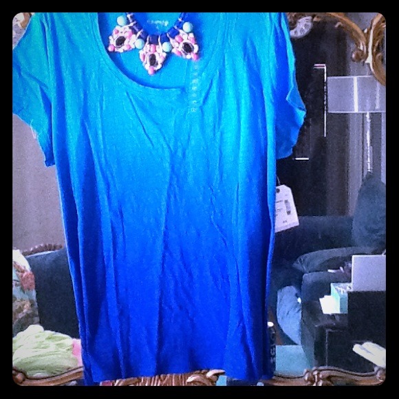 ★♡♥★★SOLD★♡☆Blue Ombré Cotton T-Shirt NWT