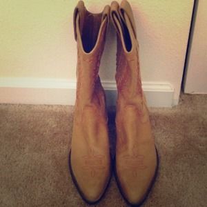 Gianni bini boots