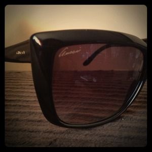 Gucci sunglasses. GG 3585/s