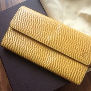 👑AUTH Louis Vuitton👑yellow wallet