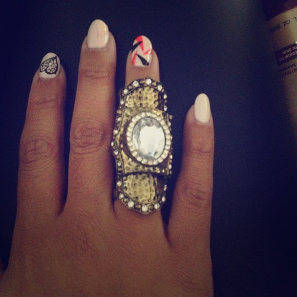Bronze ring with rhinestones
