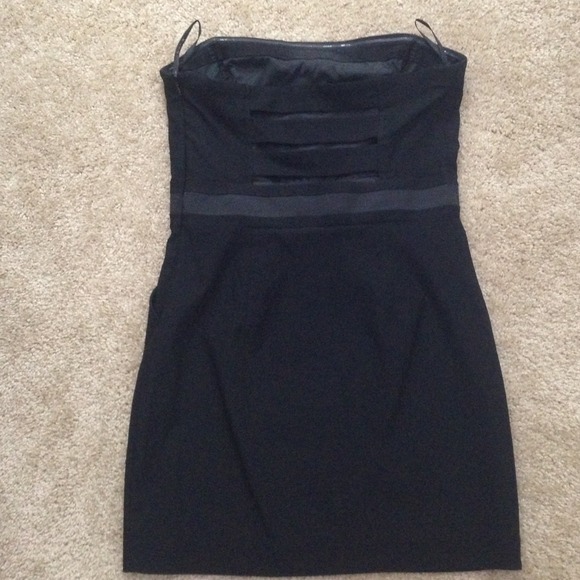 LBD - Picture 3 of 4