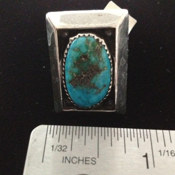 Silver and Turquoise Ring - Picture 3 of 4