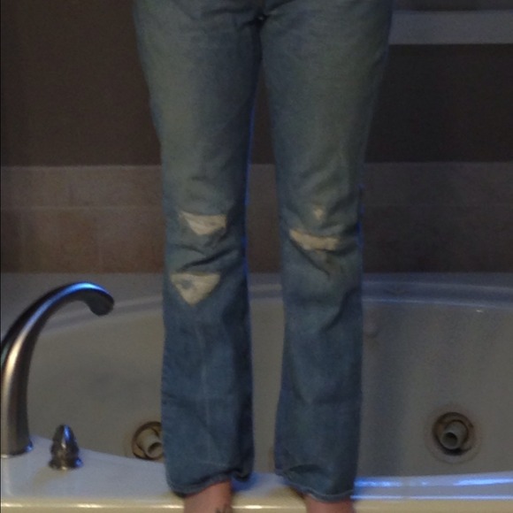 JBrand Boutique distressed jeans. Sz 26x30. - Picture 3 of 4