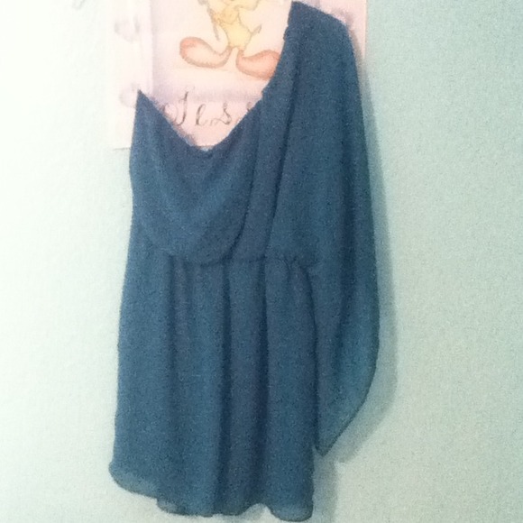 One shoulder dress - Picture 1 of 1