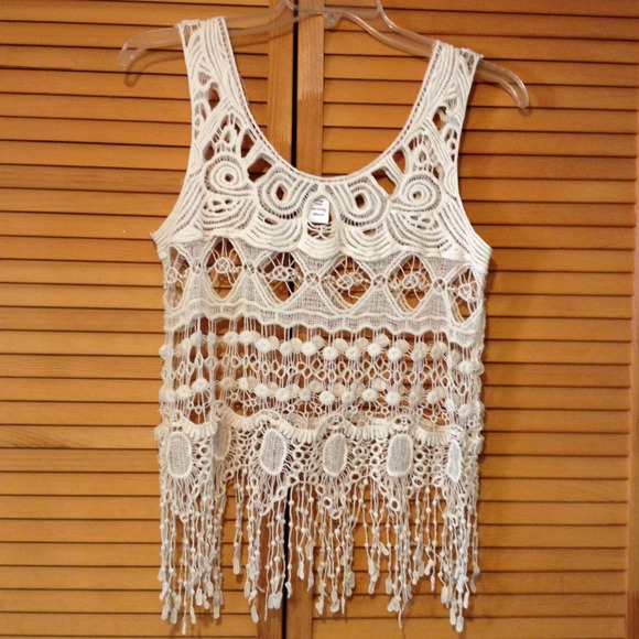 ❌TRADE❌ Beautiful crochet tank