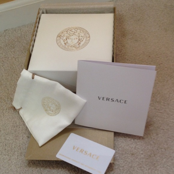 New Versace Crocodile Embossed Brown Leather Watch