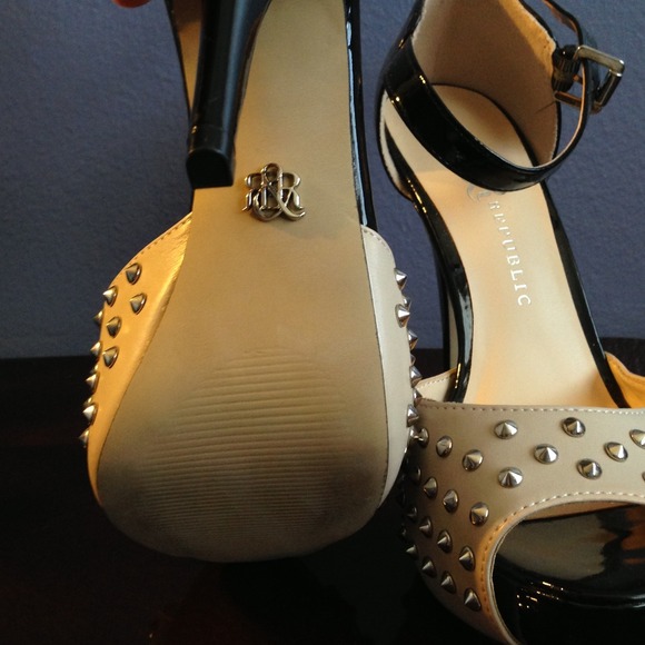 Rock & republic heels - Picture 4 of 4