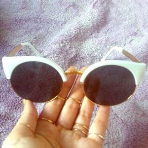 White Frame Cat Eye Sunglasses