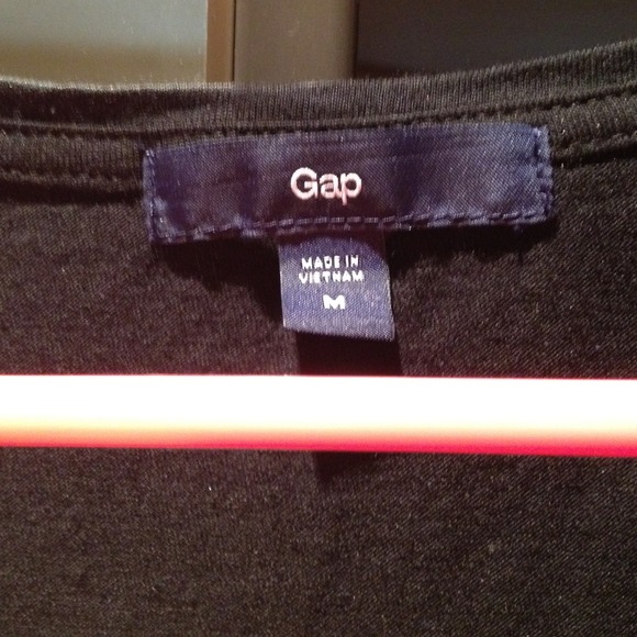 Gap top - Picture 2 of 3