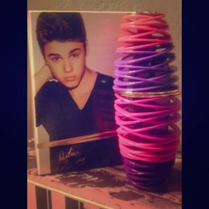 🎀ON HOLD🎀 2 item bundle JB and V.S perfume set