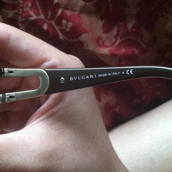 Bvlgari sunglasses - Picture 2 of 3