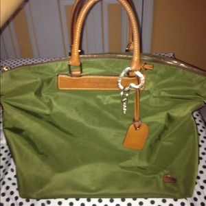 SOLD✖️✖️ Dooney and bourke Juliette Nylon bag