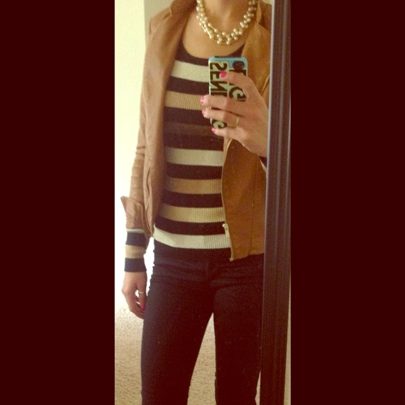 SOLD ****The Limited, striped, stretchy sweater