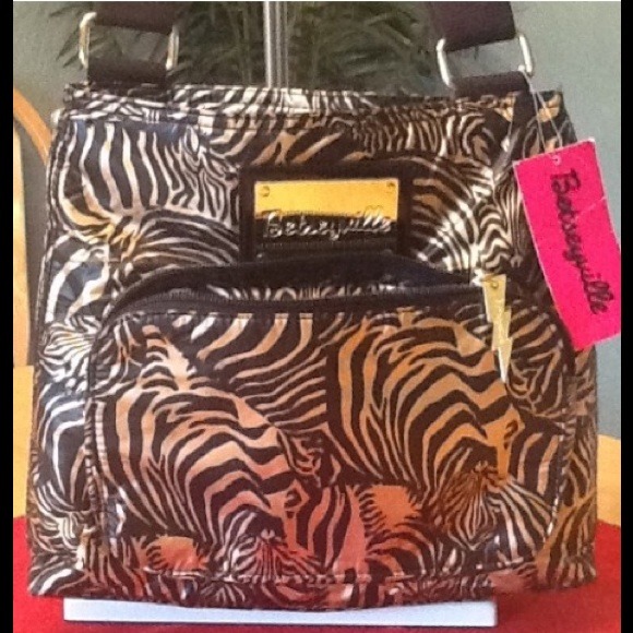 Betsey Johnson Handbags - ⚡️REDUCED⚡️  HOST PICK ❤ Betsy Johnson Crossbody