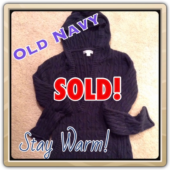 💙SOLD💥Old Navy💙 Cable Knit Sweater Hoodie