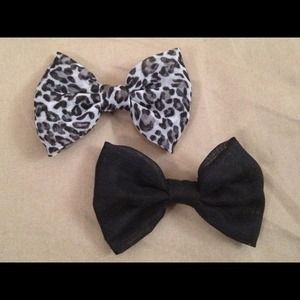 Set of two Hair Bows
