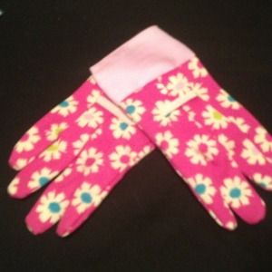 New child's size gardening gloves
