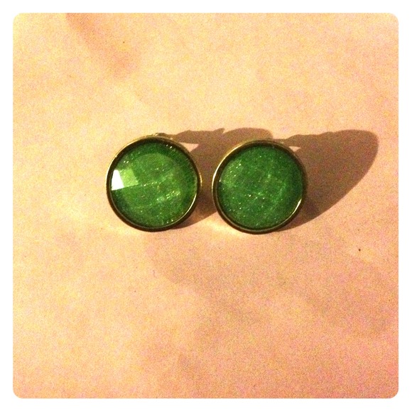 Earrings - Picture 1 of 1