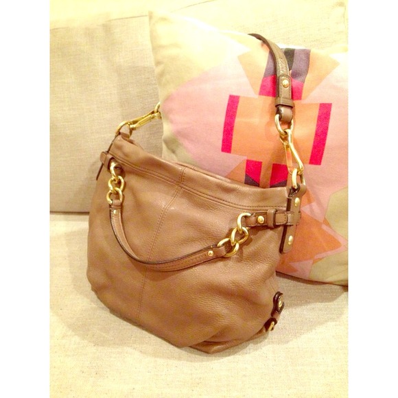 ✖️Reserved✖️Coach Leather Brooke Shoulder Hobo Bag