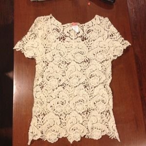 🚫Traded🚫Tan lace shirt, heels, hollister shirt