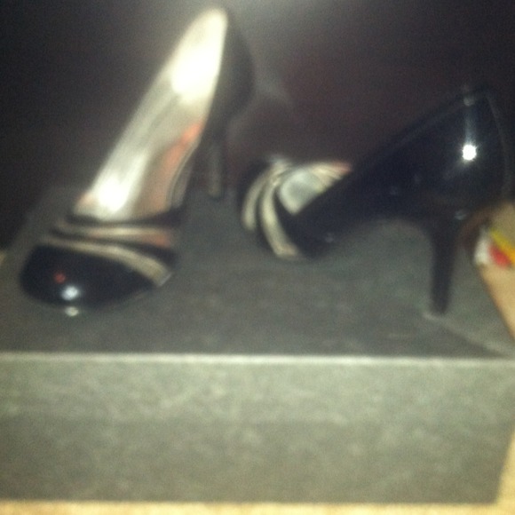 BCBG Clear Heels - Picture 2 of 2