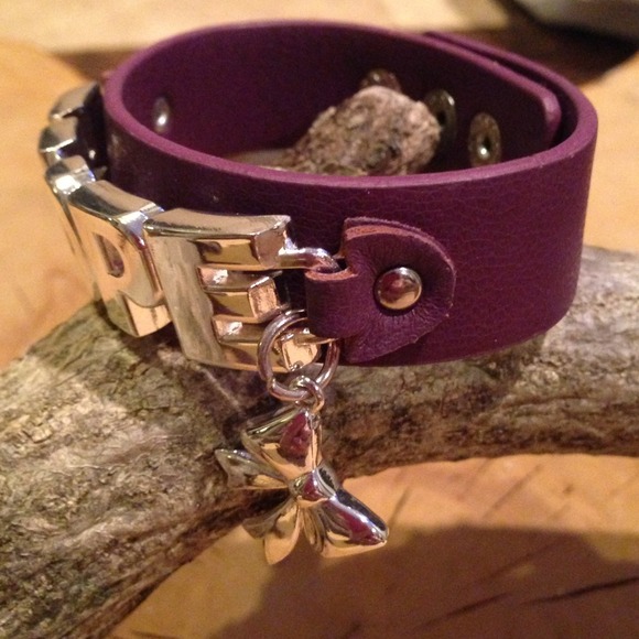 SOLD - Picture 2 of 4