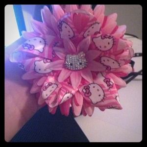 Hello Kitty Hair Flower