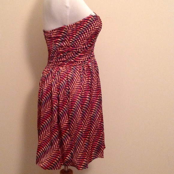 Sweetheart neckline rainbow colored cocktail dress - Picture 3 of 4