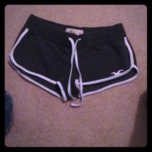 Hollister shorts :)