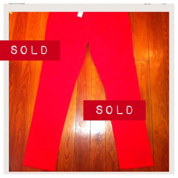 **SOLD**NWT NY&CO size 14 red low rise skinny jean