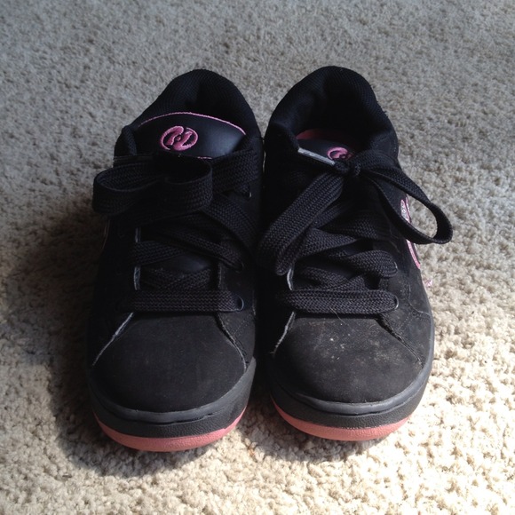 Black and pink heelys