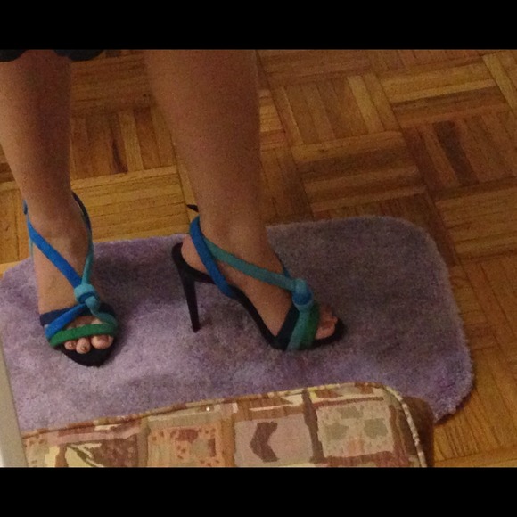 SOLD NIB Pierre Hardy Blue suede shoes - Picture 4 of 4