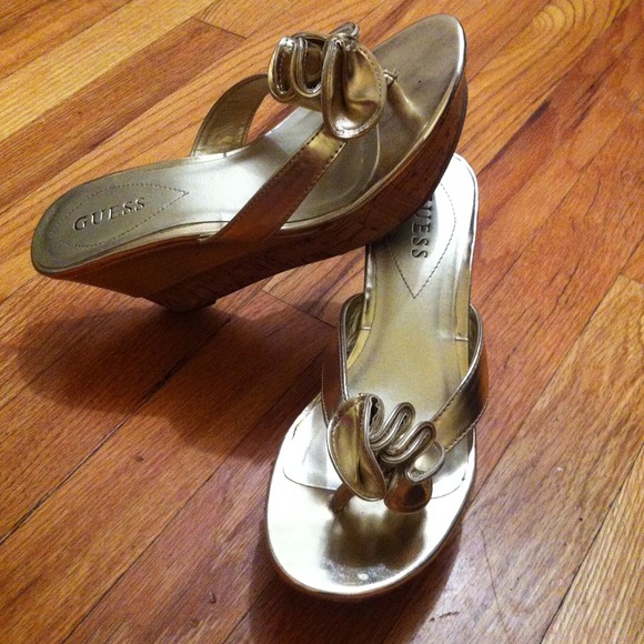 Guess silver metallic sandal wedges