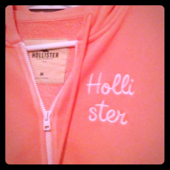 NEW!!! Never worn Sweat Shirt