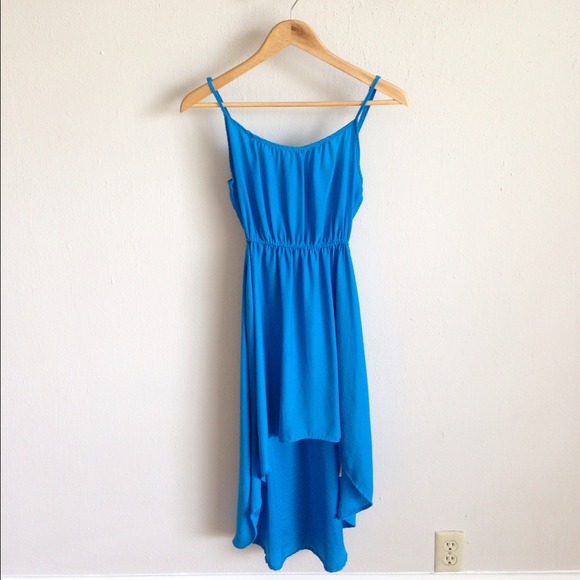 ❌SOLD❌Hi-Low dress - Picture 2 of 2