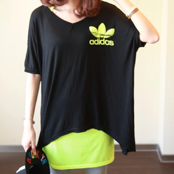 Adidas oversized tee