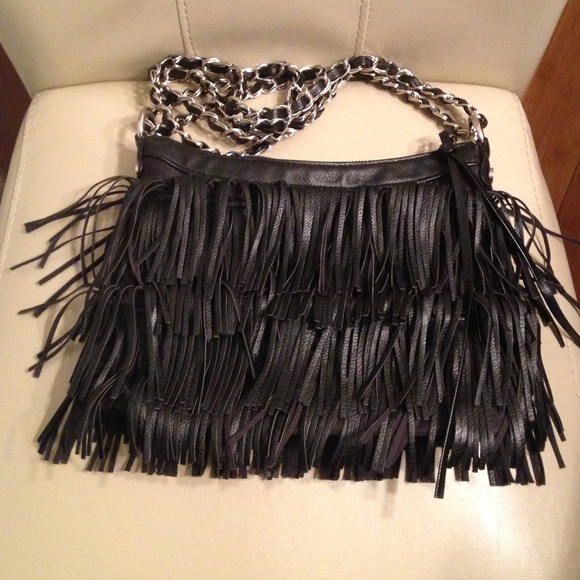 🚫sold🚫Deena & Ozzy Fringe Convertible Crossbody - Picture 3 of 4