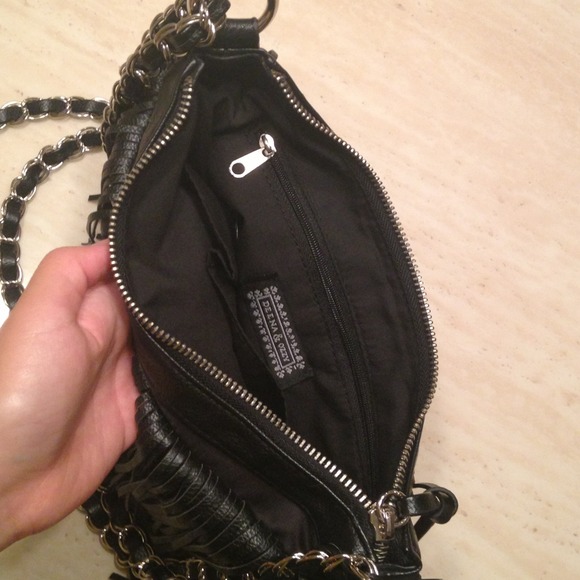 🚫sold🚫Deena & Ozzy Fringe Convertible Crossbody - Picture 4 of 4