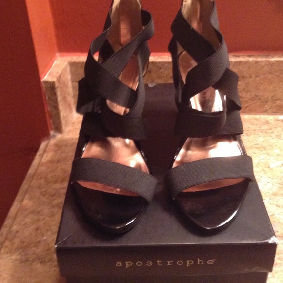 Really cute blackstrap wedges - Picture 1 of 4
