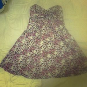 Floral print strapless dress
