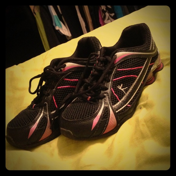 TRADED - Danskin Shoe 8