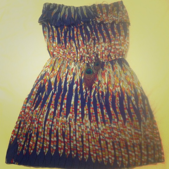 Strapless feather themed dress