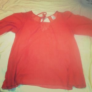 Red sheer quarter sleeve shirt