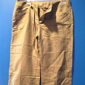 olive green linen capris