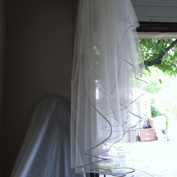 ***ON HOLD FOR MISRAELSON***  Ivory Wedding Veil