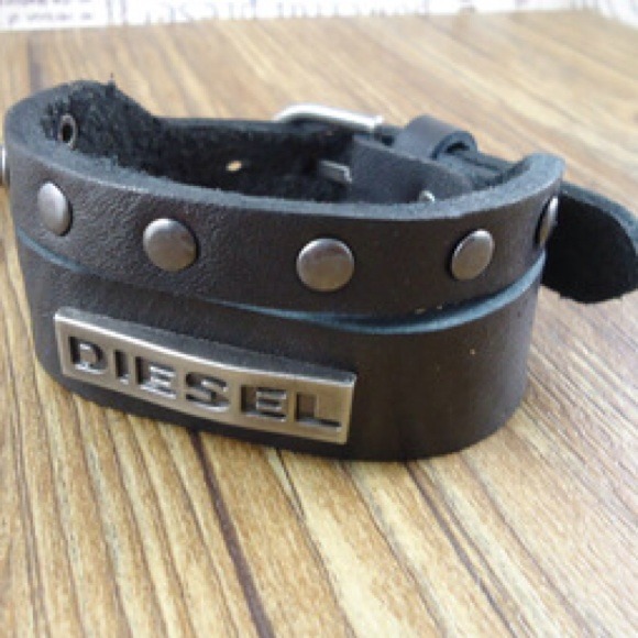 Leather cuff