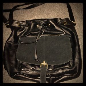 Fantastic Black Crossbody Bag